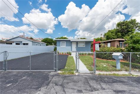 2477 NW 61st Street Miami FL 33142