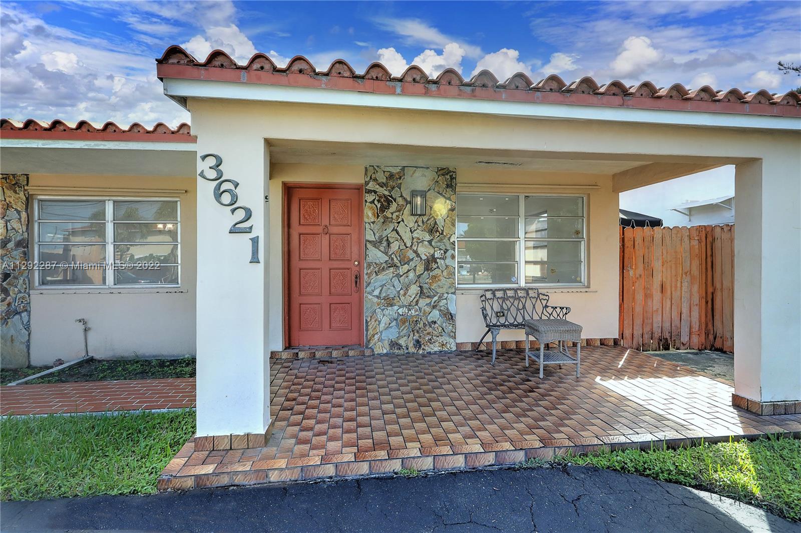 3621 SW 87th Court Miami FL 33165