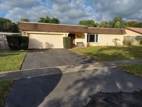 1661 SW 72nd Avenue Plantation FL 33317
