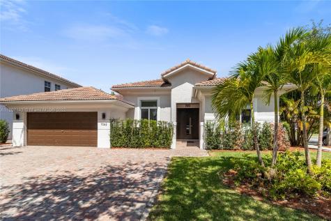 7062 NW 113th Court Doral FL 33178