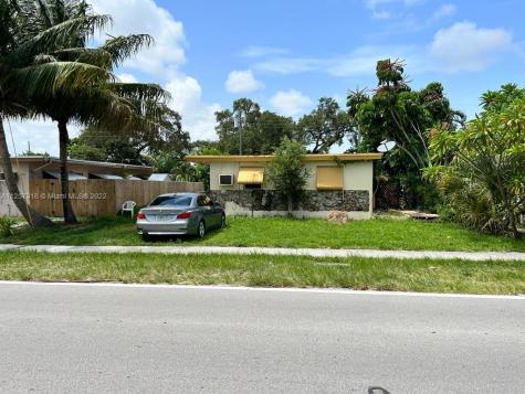 1629 Taft Street Hollywood FL 33020