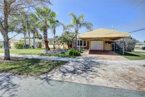 19800 SW 87th Court Cutler Bay FL 33157
