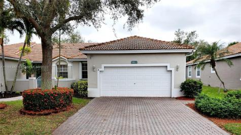 7480 S Aragon Boulevard Sunrise FL 33313