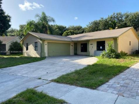 5815 Autumn Ridge Road Lake Worth FL 33463
