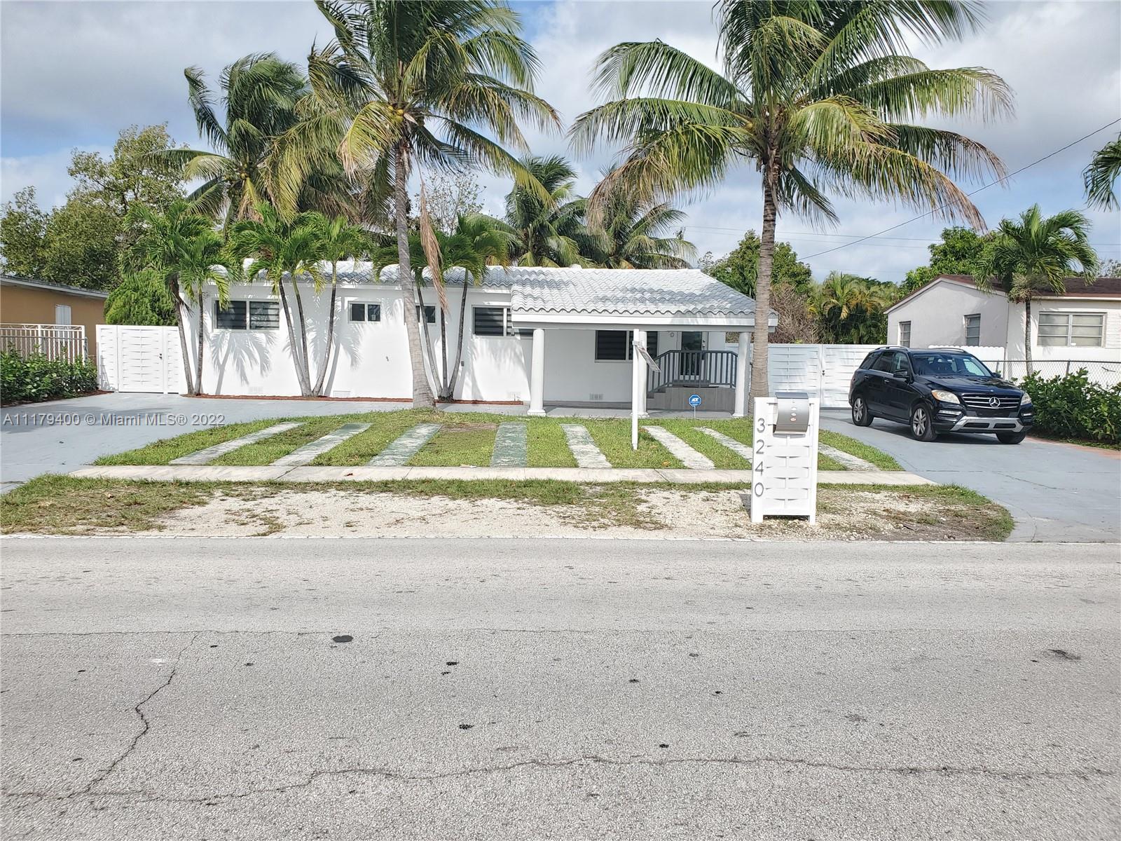3240 SW 79th Avenue Miami FL 33155