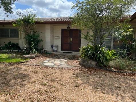 7100 NW 11th Street Plantation FL 33313