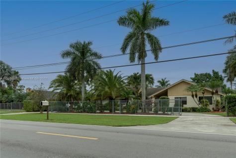 15955 SW 288th Street Homestead FL 33033