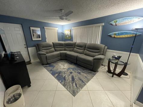6617 Raleigh Street Hollywood FL 33024