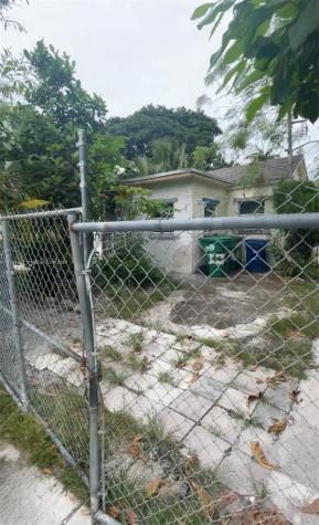 1855 NW 112th Street Miami FL 33167