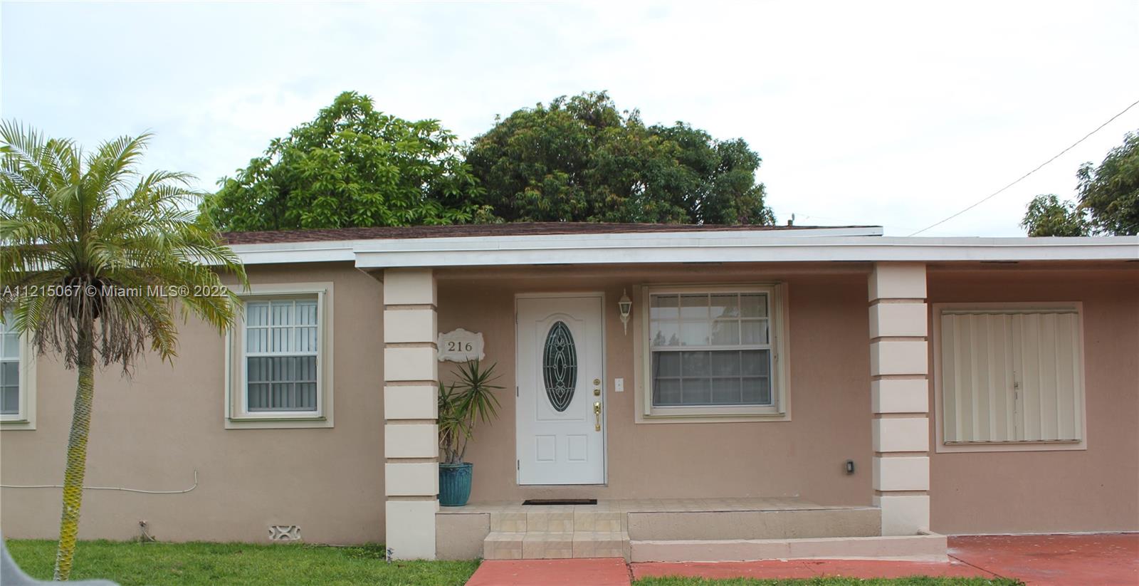 216 E 41st Street Hialeah FL 33013