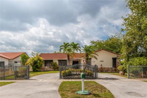 13560 SW 2nd Street Miami FL 33184