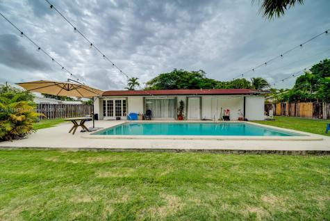 5820 SW 93rd Court Miami FL 33173