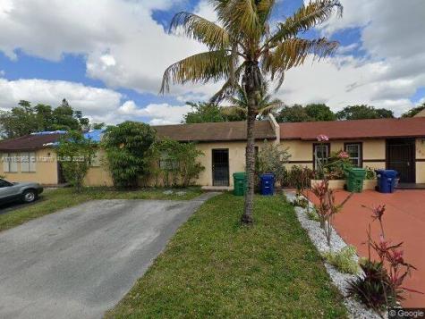 2857 NW 203rd Lane Miami Gardens FL 33056
