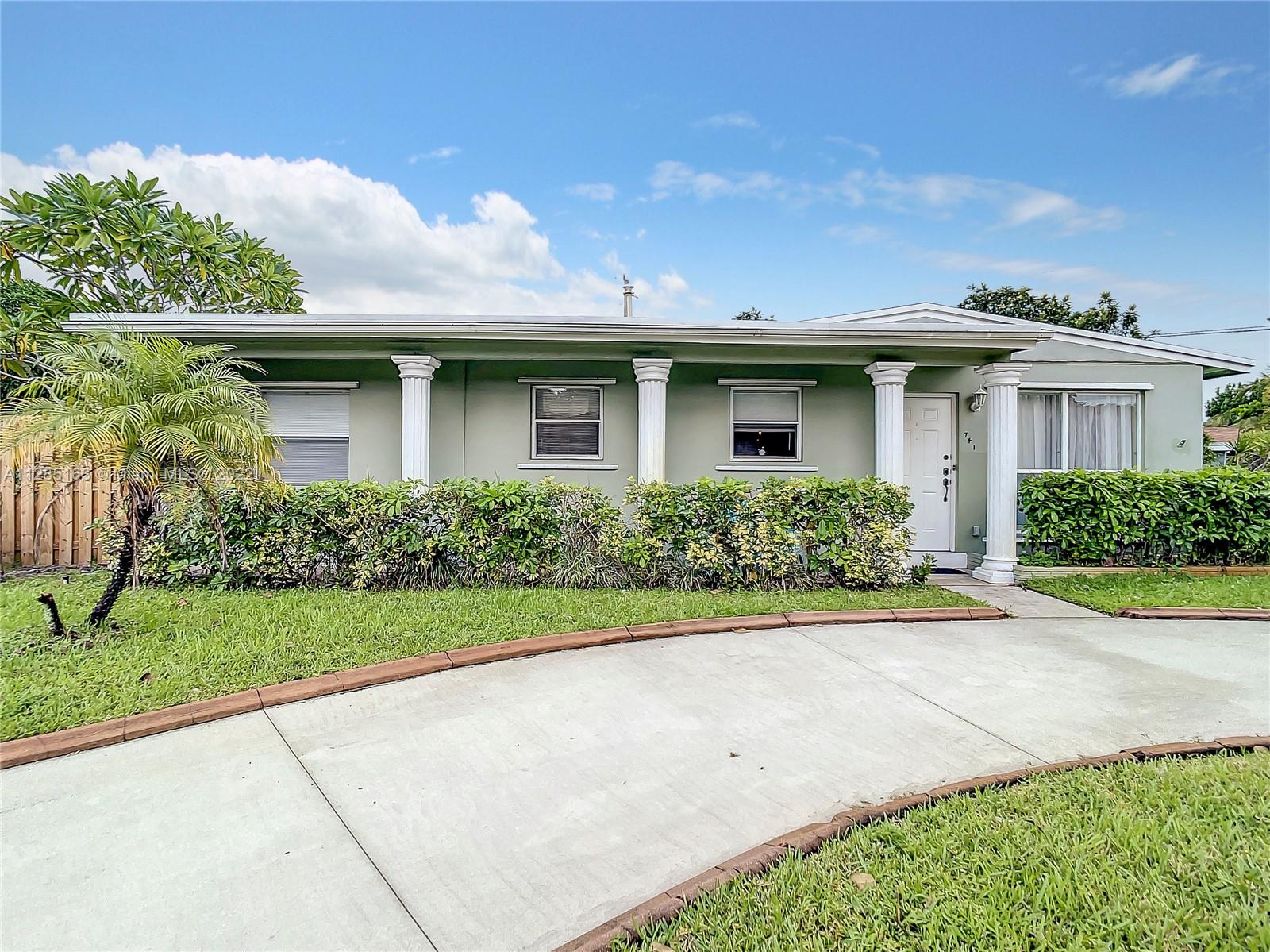 741 N 66th Terrace Hollywood FL 33024