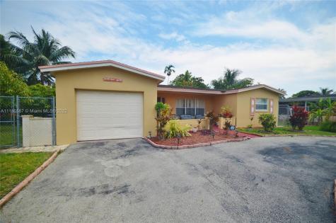 3930 NW 45th Terrace Lauderdale Lakes FL 33319