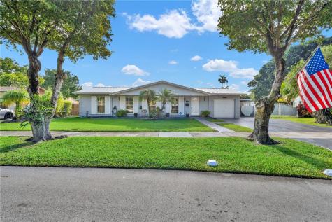 9030 SW 184th Lane Cutler Bay FL 33157