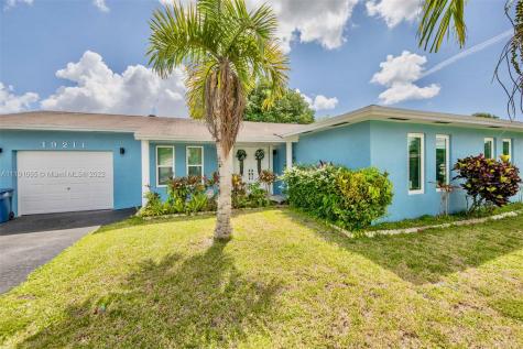 19211 NW 19th Avenue Miami Gardens FL 33056