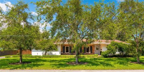 7841 SW 141st Street Palmetto Bay FL 33158