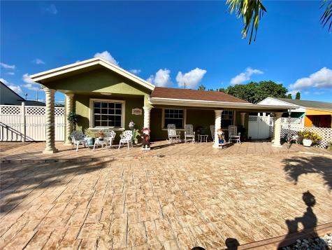 661 NE 3rd Place Hialeah FL 33010
