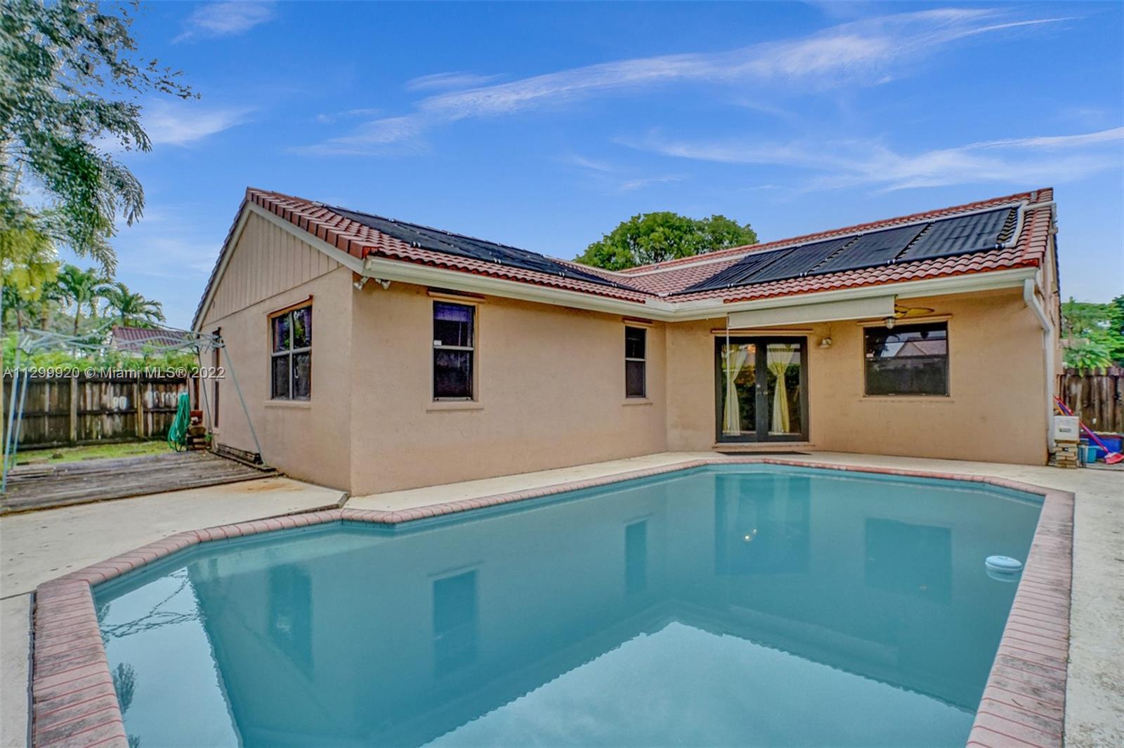 6271 Gauntlet Hall Lane Davie FL 33331