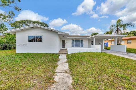 3840 NW 7th Street Lauderhill FL 33311
