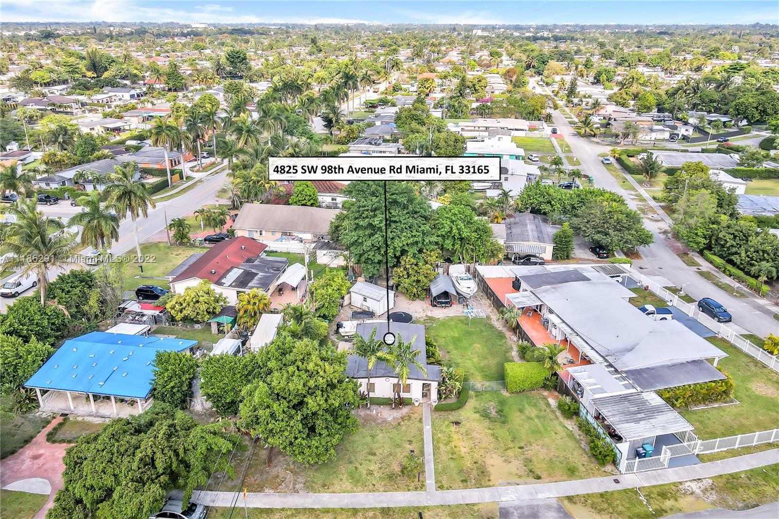 4825 SW 98th Avenue Road Miami FL 33165
