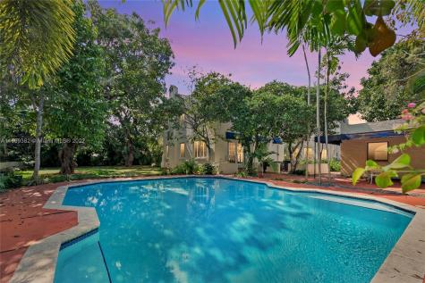 637 Minorca Avenue Coral Gables FL 33134