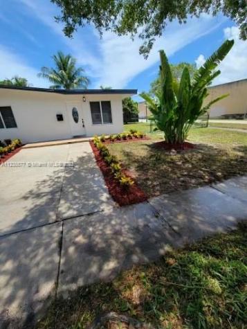 590 NW 139th Terrace North Miami FL 33168
