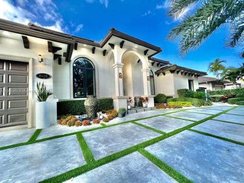 8625 NW 169th Terrace Miami Lakes FL 33016