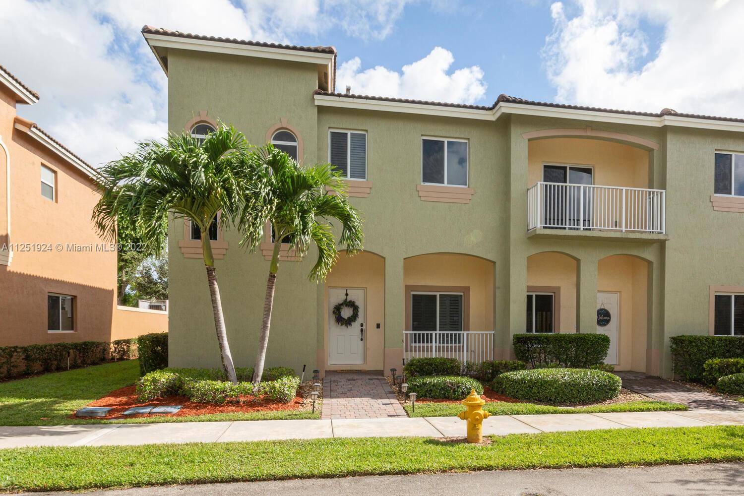 1676 SE 23rd Lane Homestead FL 33035