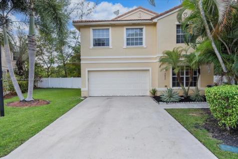 10881 NW 46th Drive Coral Springs FL 33076