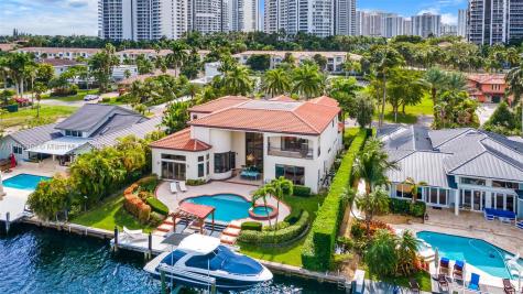 318 Holiday Drive Hallandale Beach FL 33009