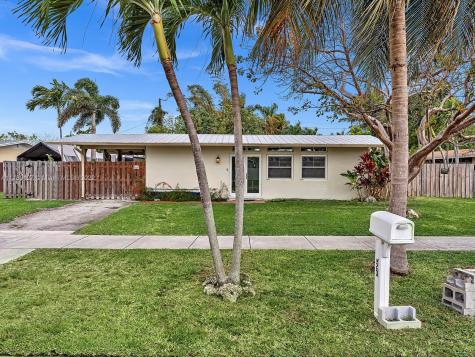 19020 Sterling Drive Cutler Bay FL 33157