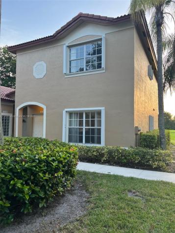 16307 Emerald Cove Road Weston FL 33331