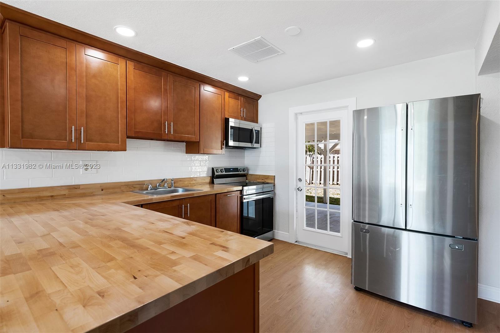 2641 NE 11th Avenue Pompano Beach FL 33064