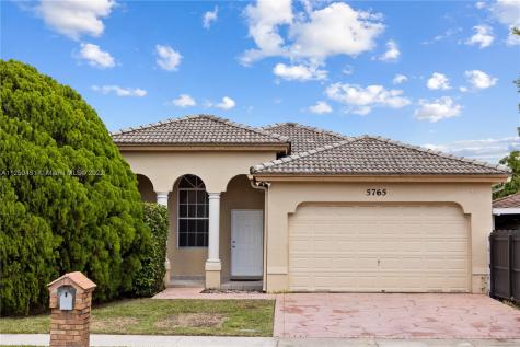 5765 SW 151st Avenue Miami FL 33193