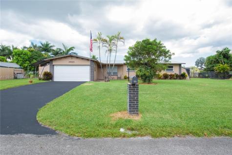 29925 SW 168th Court Homestead FL 33030