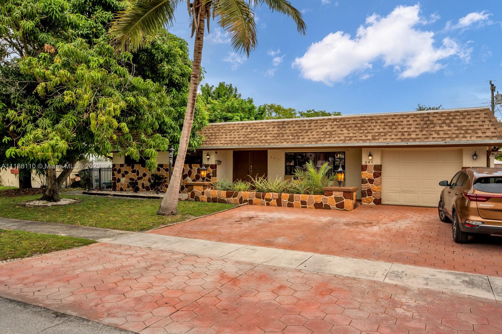 341 SW 66th Avenue Pembroke Pines FL 33023