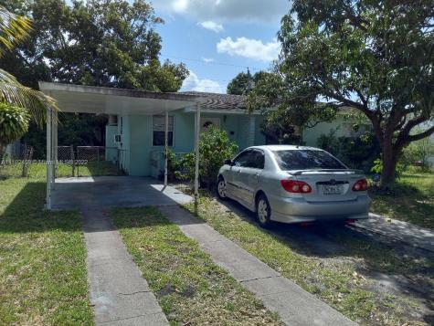 16065 NE 9th Place North Miami Beach FL 33162