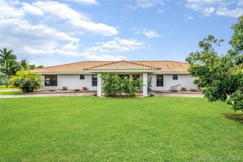 16800 SW 272nd Street Homestead FL 33031