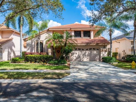 1300 NW 105th Avenue Plantation FL 33322