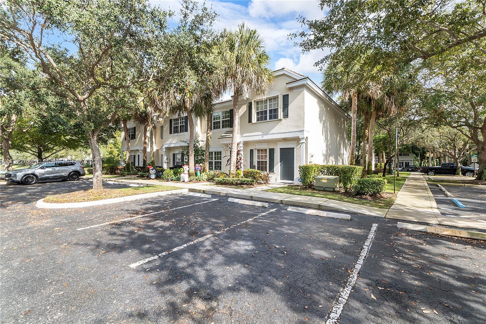 188 SW 96th Terrace Plantation FL 33324