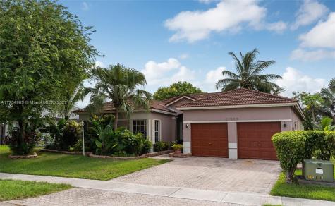 21336 SW 92nd Avenue Cutler Bay FL 33189