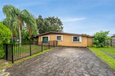 5630 SW 37th Street Davie FL 33314