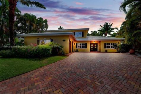 301 SW 15th Street Boca Raton FL 33432