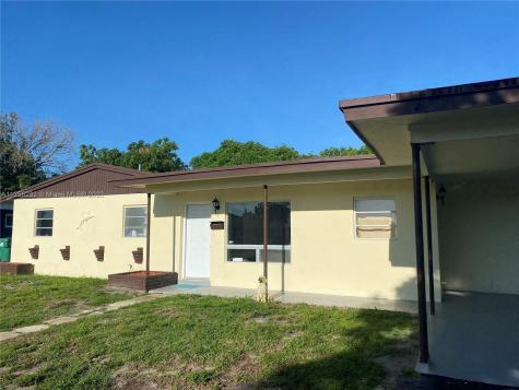17630 NW 46th Avenue Miami Gardens FL 33055
