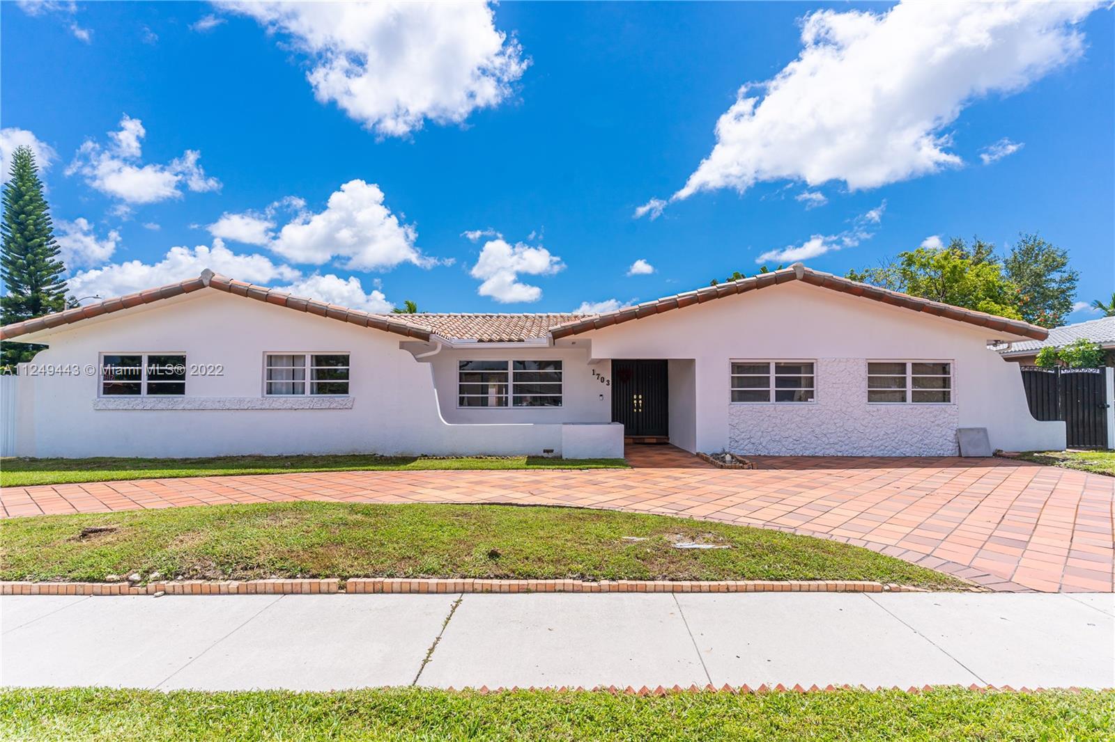 1703 SW 103rd Place Miami FL 33165