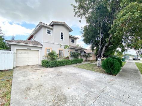 26123 SW 138th Court Homestead FL 33032