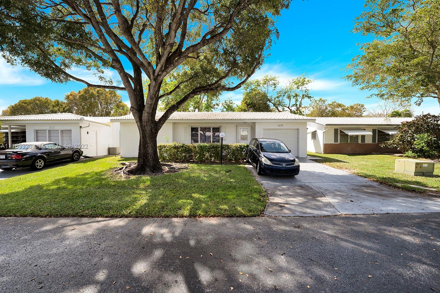 1015 NW 90th Way Plantation FL 33322