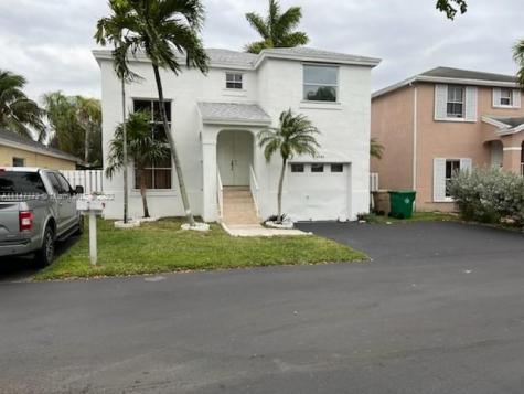 4265 SW 72nd Terrace Davie FL 33314